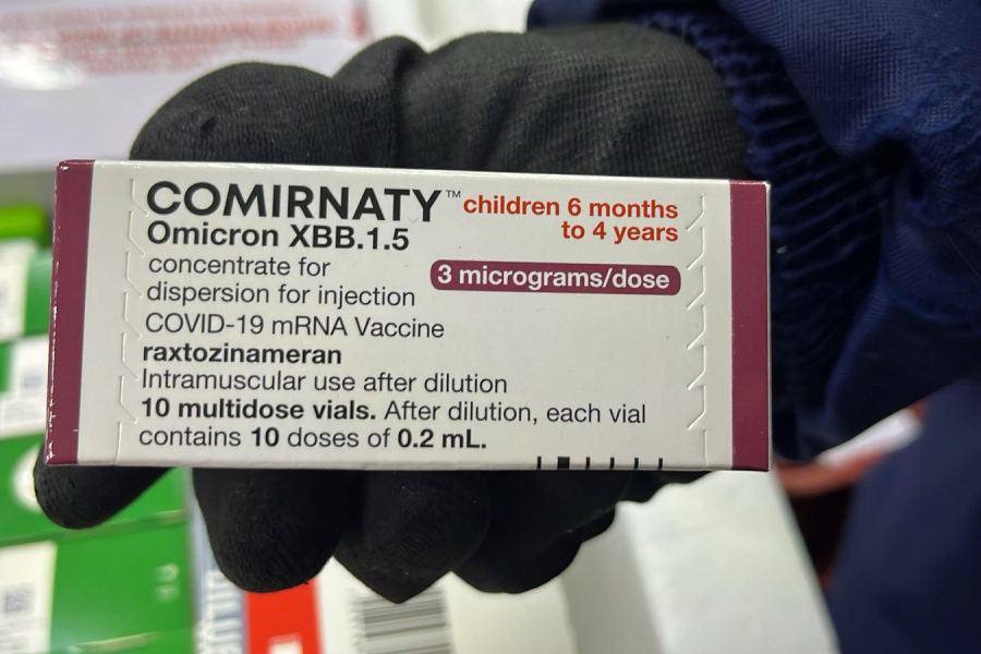 Paraná recebe mais de 128 mil doses de vacinas contra a Covid-19