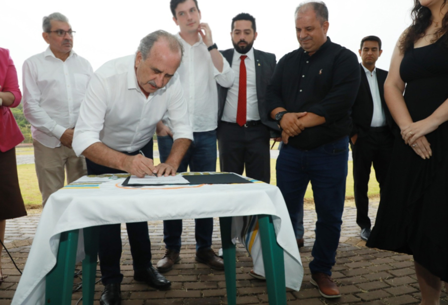 Parque Municipal de mais de 38 mil m² é inaugurado no Recanto Tropical